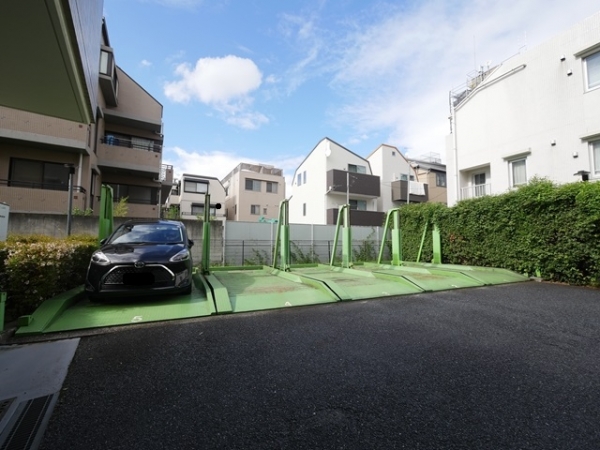 駐車場イメージ2