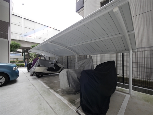 バイク置き場