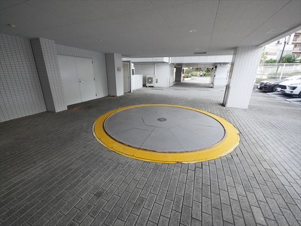 駐車場イメージ2