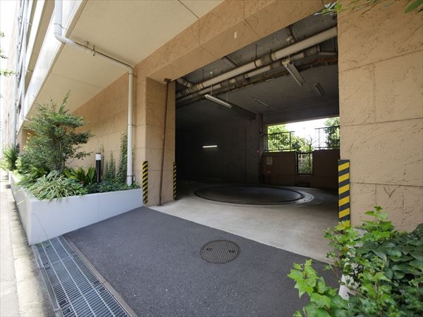駐車場イメージ2