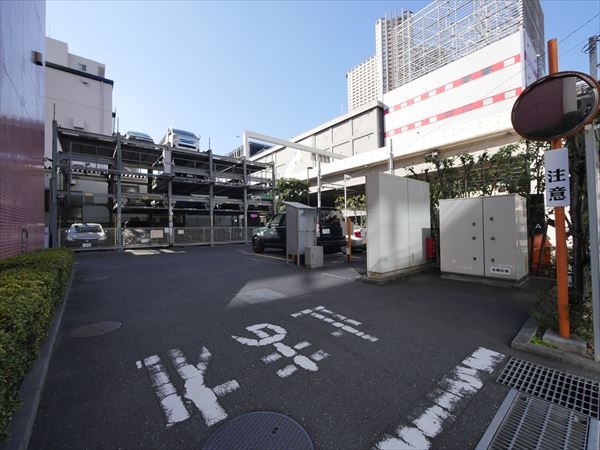 駐車場イメージ2