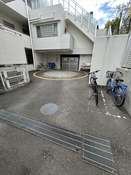 駐車場イメージ2
