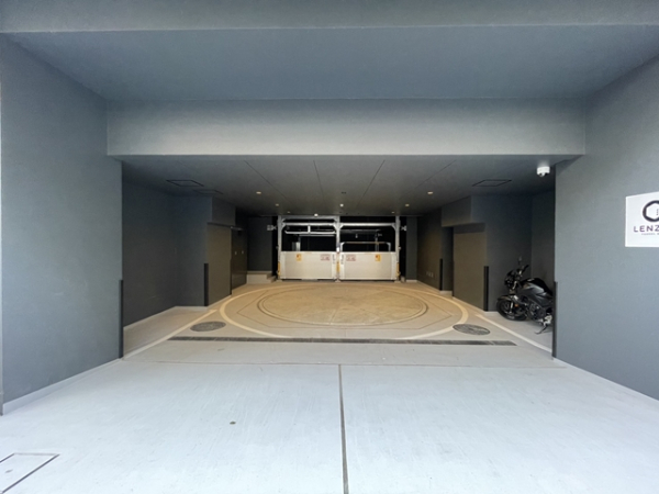 駐車場イメージ2