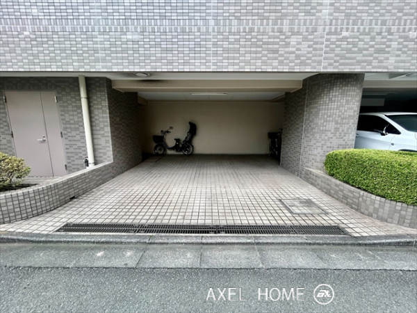 駐車場イメージ2