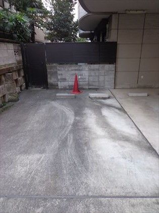 駐車場イメージ2