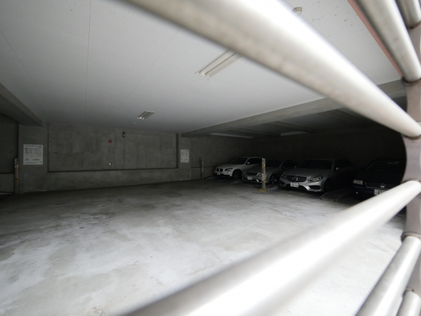 駐車場イメージ2