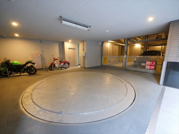 駐車場イメージ2
