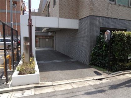 駐車場イメージ3