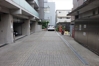 駐車場イメージ3
