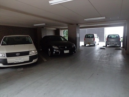 駐車場イメージ3