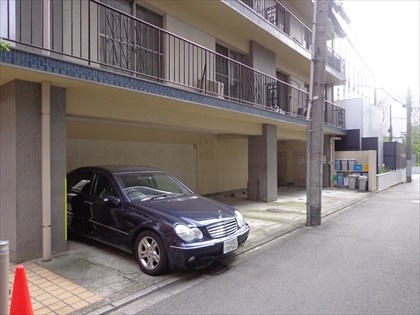 駐車場イメージ3