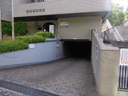 駐車場イメージ3