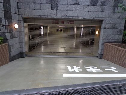 駐車場イメージ3