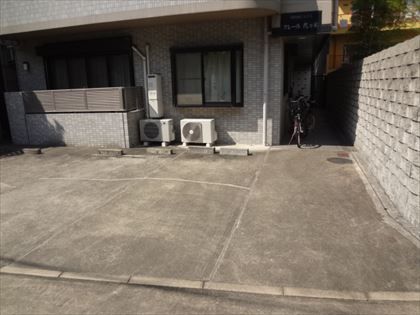 駐車場イメージ3