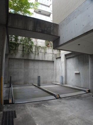 駐車場イメージ3