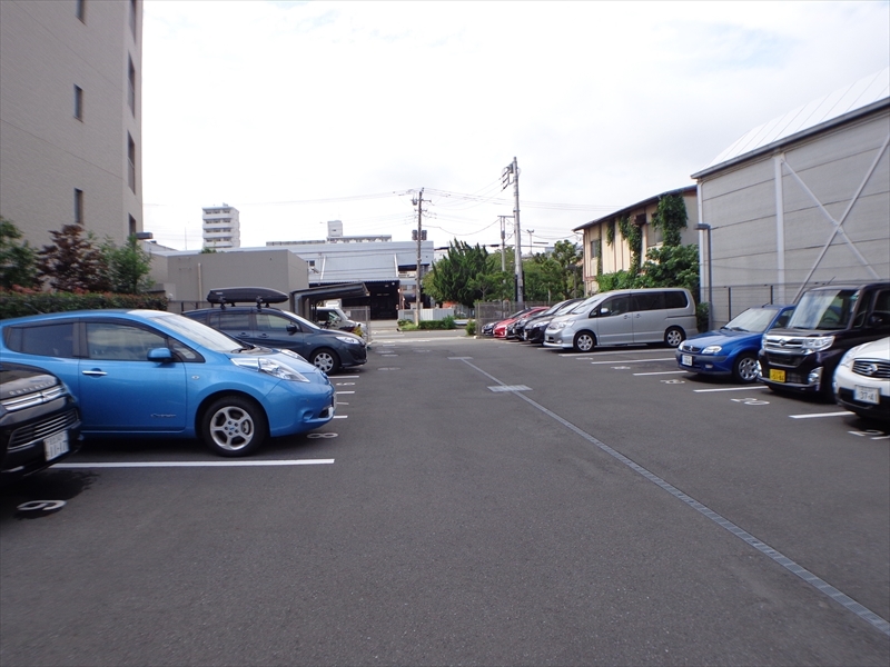 駐車場イメージ3