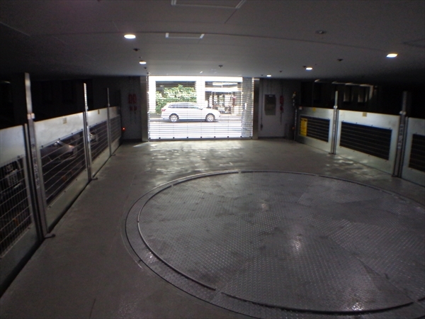 駐車場イメージ3