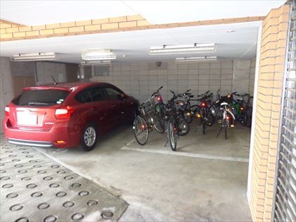 駐車場イメージ3