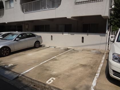 駐車場イメージ3