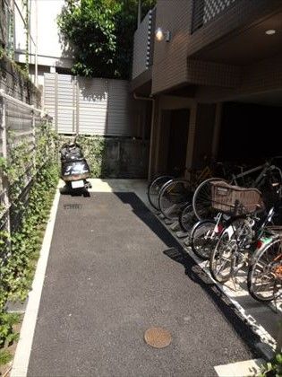 駐車場イメージ3