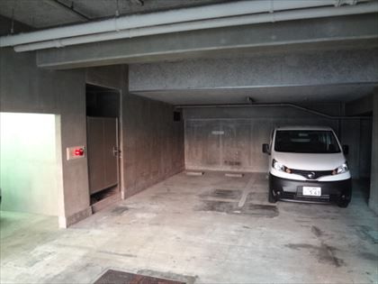 駐車場イメージ3