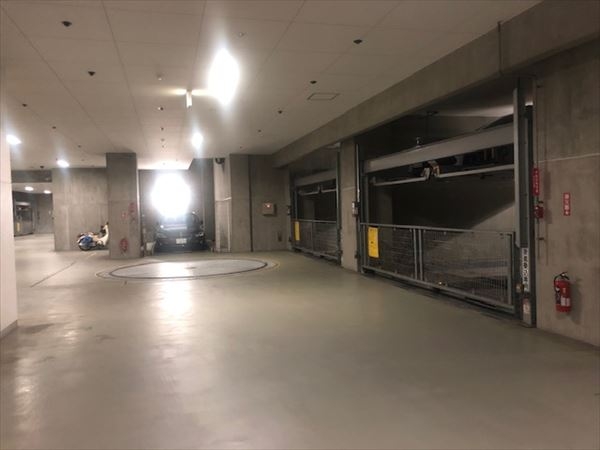 駐車場イメージ3