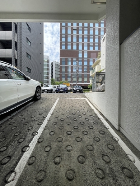 駐車場イメージ3