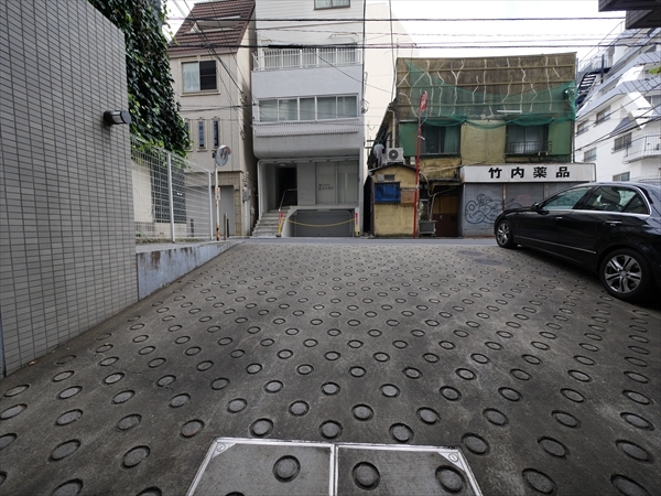 駐車場イメージ3