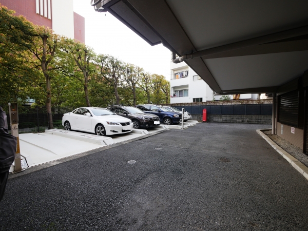 駐車場イメージ3