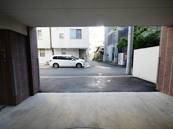 駐車場イメージ3