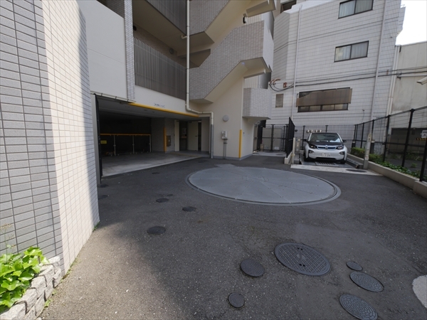 駐車場イメージ3