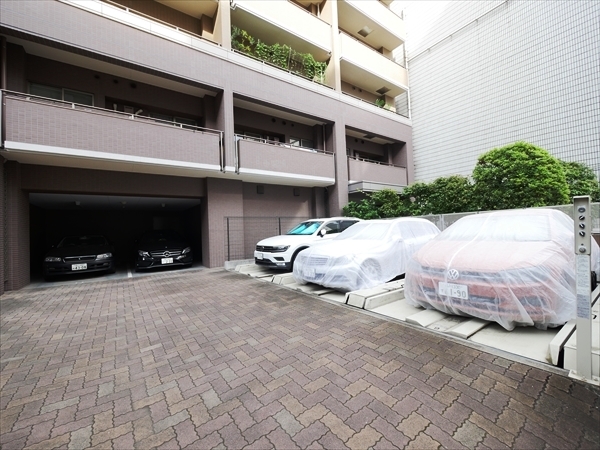 駐車場イメージ3