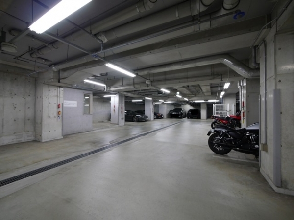 駐車場イメージ3
