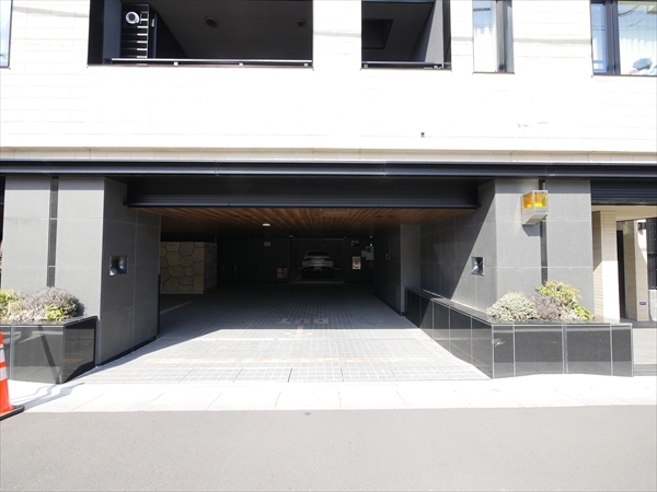 駐車場イメージ3
