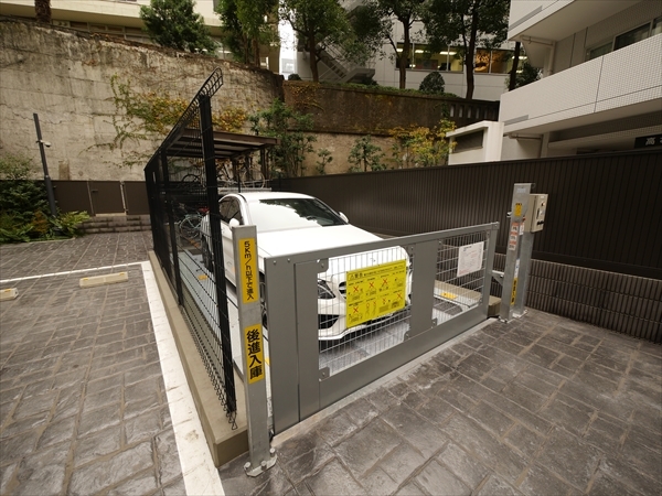駐車場イメージ3