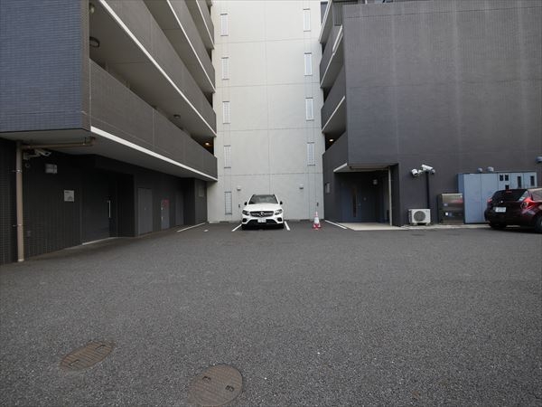 駐車場イメージ3