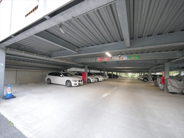 駐車場イメージ3