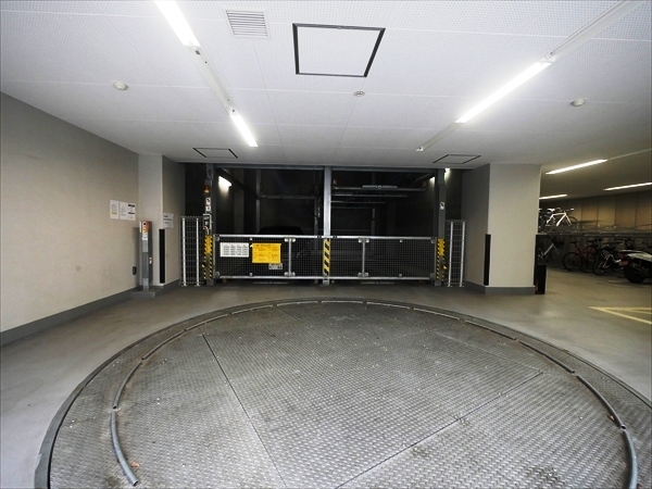 駐車場イメージ3