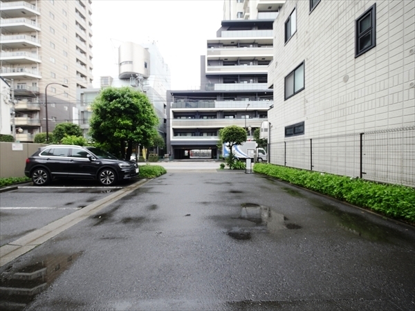 駐車場イメージ3