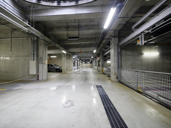 駐車場イメージ3