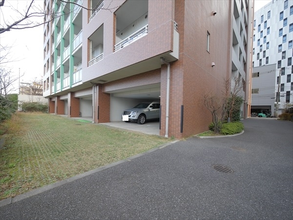 駐車場イメージ3