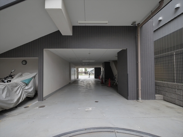 駐車場イメージ3