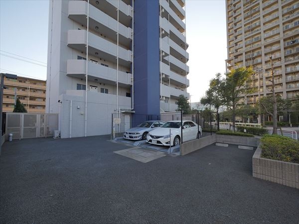 駐車場イメージ3