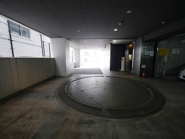 駐車場イメージ3