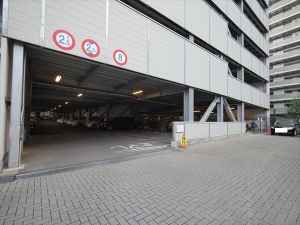 駐車場イメージ3