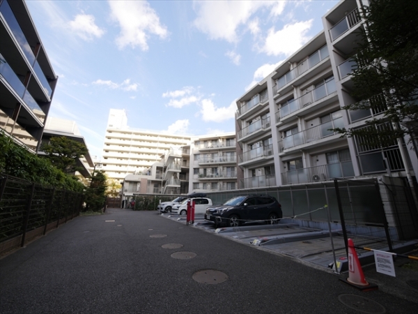 駐車場イメージ3