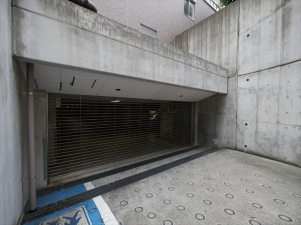 駐車場イメージ3