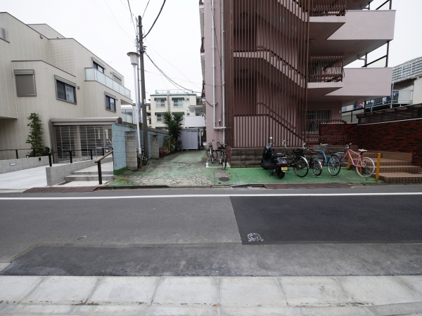 駐車場イメージ3