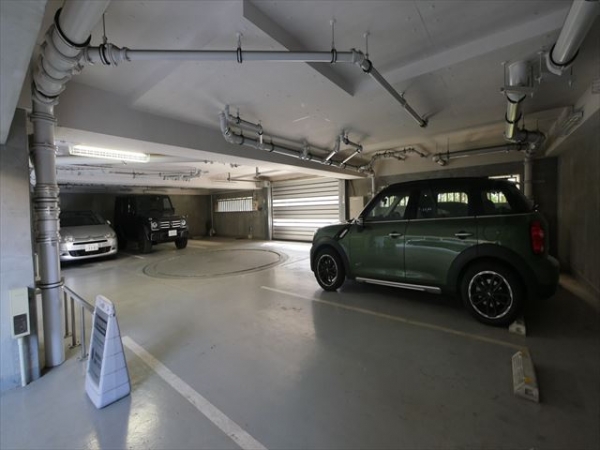 駐車場イメージ3