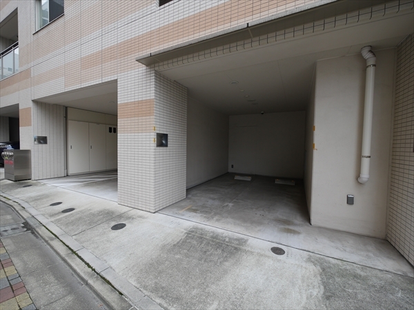 駐車場イメージ3